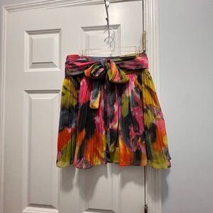 Walter by Walter Baker size 4 rainbow tie dye pleated skirt
